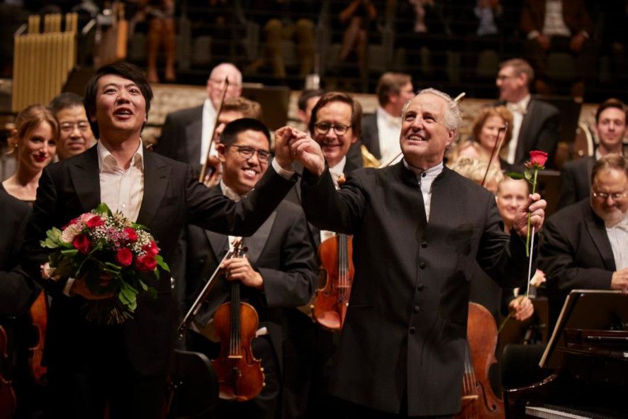 Elbphilharmonie Hamburg / Lang Lang, Manfred Honeck und das Pittsburgh Symphony Orchestra © Peter Hundert