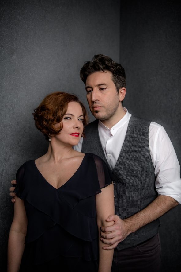 Deutsche Oper am Rhein / Sylvia Hamvasi (Juliette) und Gustavo de Gennaro (Roméo) © Andreas Endermann