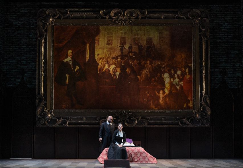 Deutsche Oper am Rhein / Die Puritaner - hier Bogdan Talos als Giorgio, Adela Zaharia als Elvira © Hans Jörg Michel 
