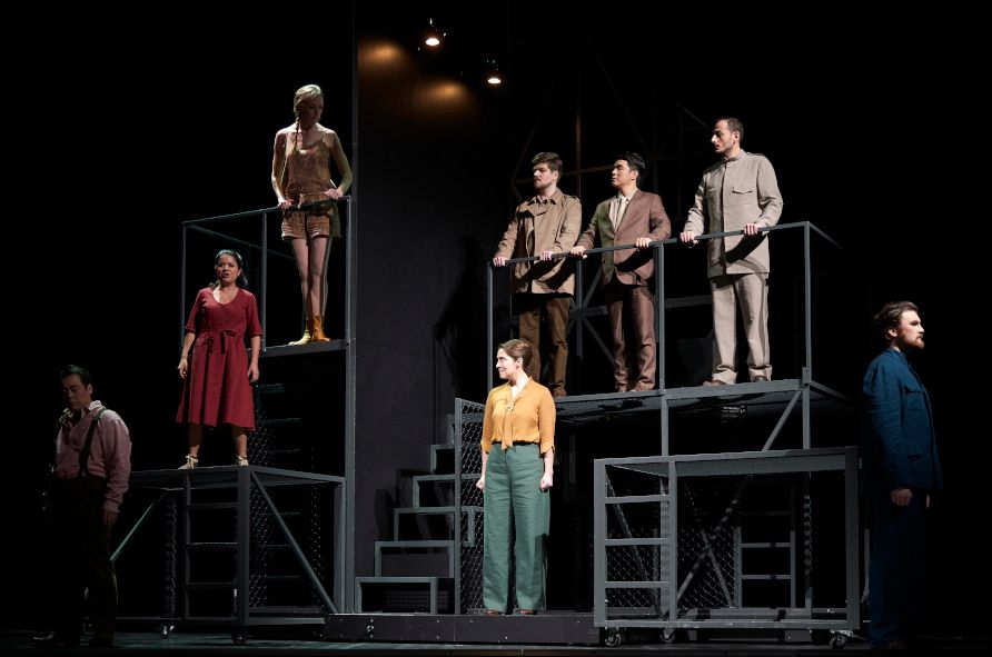 Landestheater Detmold / Der jüngste Tag - hier : das Ensemble © Landestheater Detmold / A.T. Schaefer