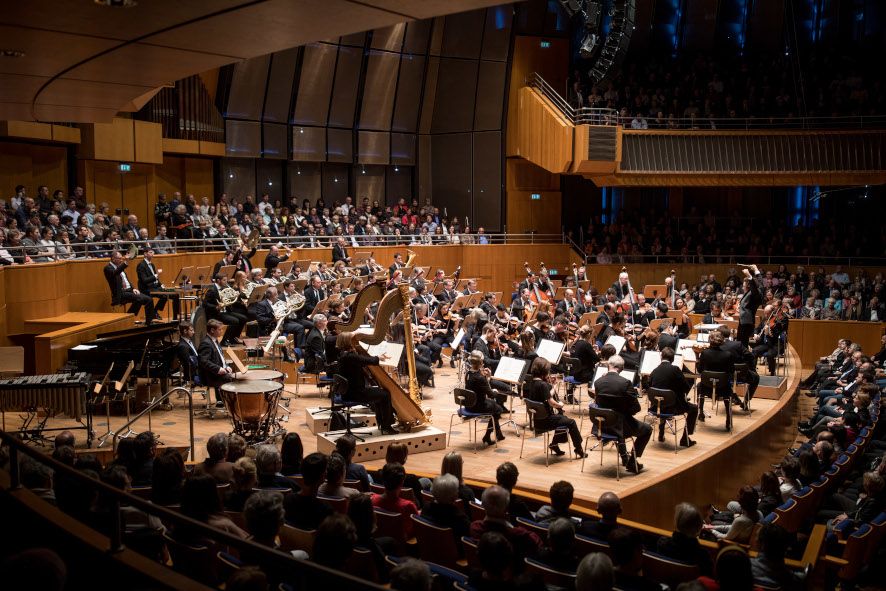 Tonhalle Düsseldorf / Die Düsseldorfer Symphoniker - hier zum Neujahrskonzert © Susanne Diesner
