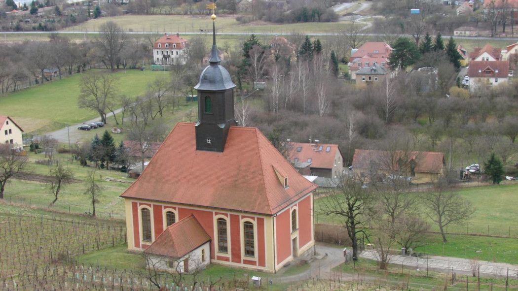 Die barocke Weinbergkirche "Zum Heiligen Geist" in Pillnitz - Dresden © Marianne Thielemann