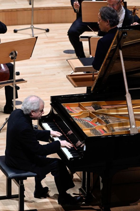 Sächsische Staatskapelle Dresden / Sir Andras Schiff © Matthias Creutziger