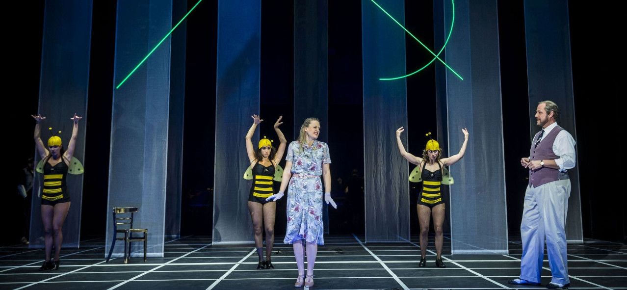 Theater Lübeck / Night & Day - Up and down Boradway © Olaf Malzahn