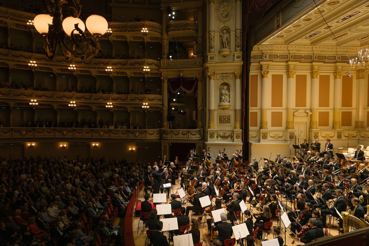 Dresden, Semperoper, 11. Konzert der Sächsischen Staatskapelle, IOCO