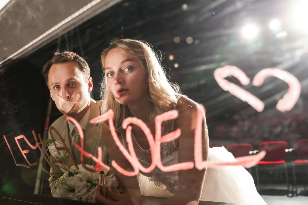 Wien, Theater Spielraum, SPIEGEL – Sam Holcroft, IOCO