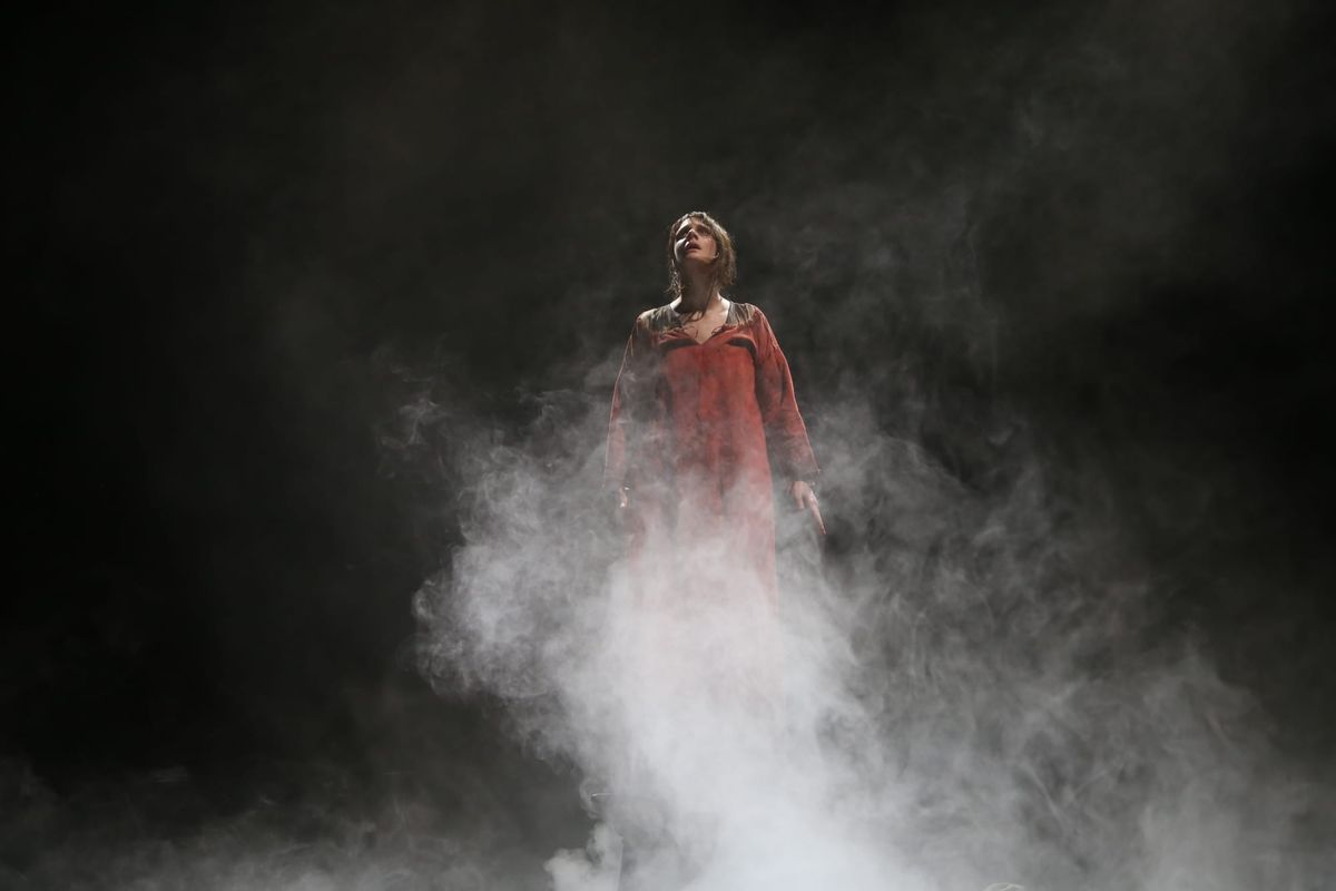 Paris, Théâtre des Bouffes du Nord, Le Procès de Jeanne - J. Chemla, Y. Beaunesne, IOCO