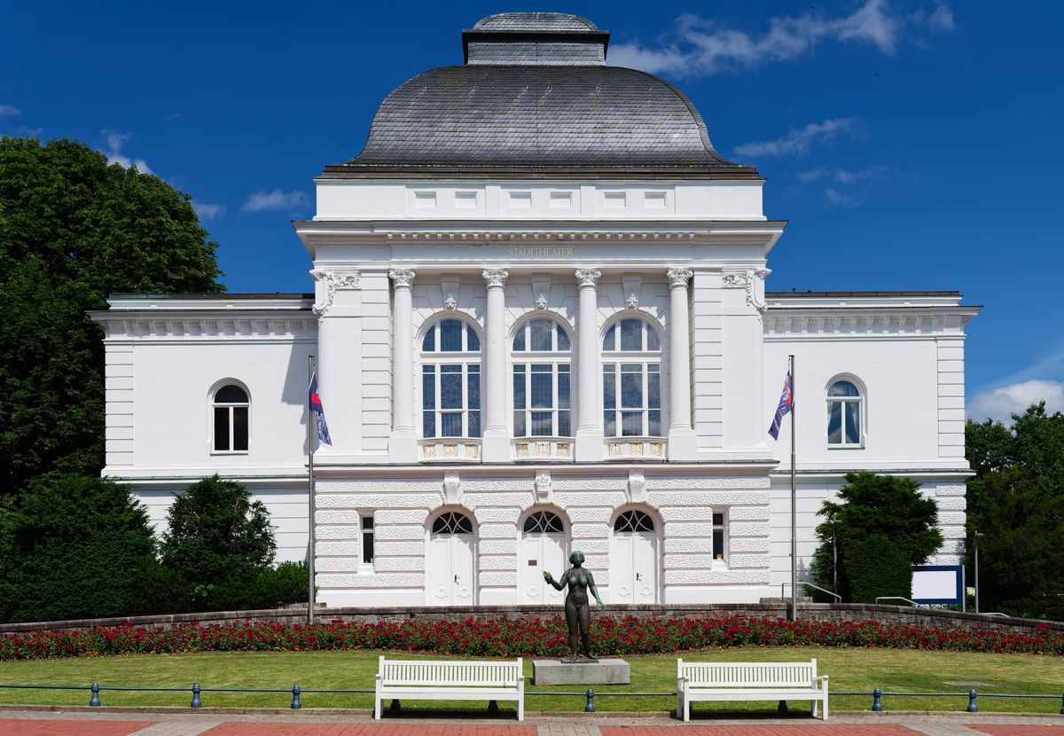 Rendsburg, Theater, Die Piraten von Penzance - Gilbert & Sullivan - IOCO