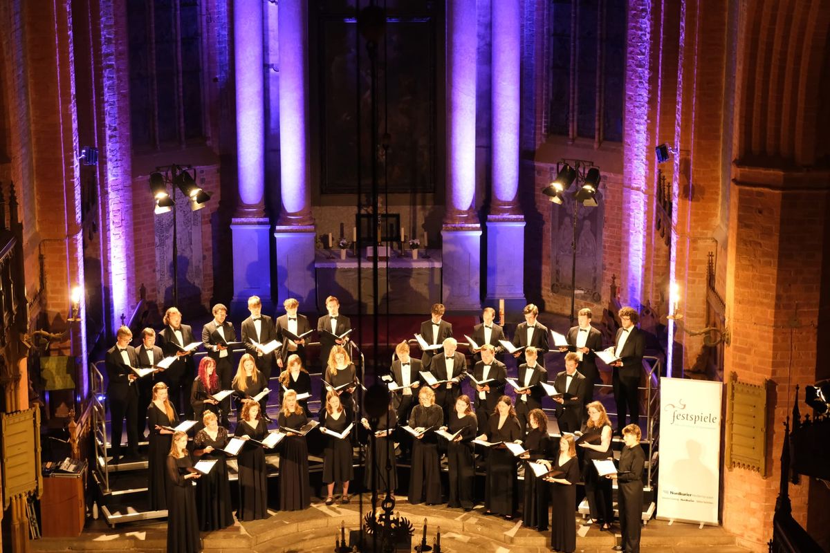 Malchin, Stralsund, Festspiele MV, Bundesjugendchor - „Psychogramm Schostakowitsch“, IOCO
