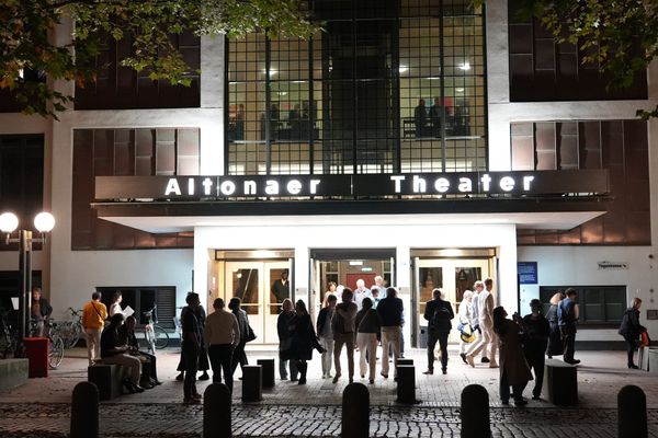 Hamburg, Altonaer Theater, "THE BLACK RIDER" - Tom Waits, IOCO