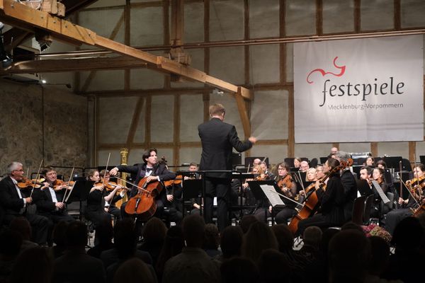 Ulrichshusen, Konzertscheune, Festspiele Mecklenburg-Vorpommern, Royal Philharmonic Orchestra, IOCO