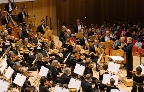Dresden, Kulturpalast Dresden - Konzert der Dresdner Philharmonie zur Eröffnung der Saison 2025/2026, IOCO