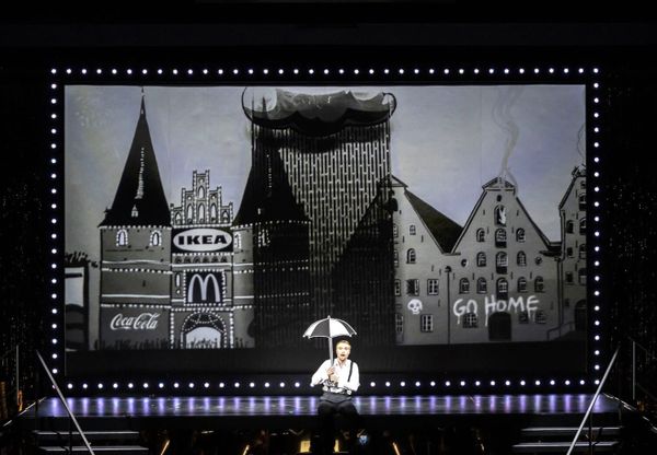                                                      Noah Schaul als 'Candide'  ©Jochen Quast