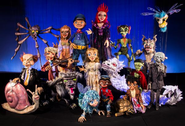 Düsseldorf, Marionetten-Theater, Der Drache - von Jewgenij Schwarz, IOCO