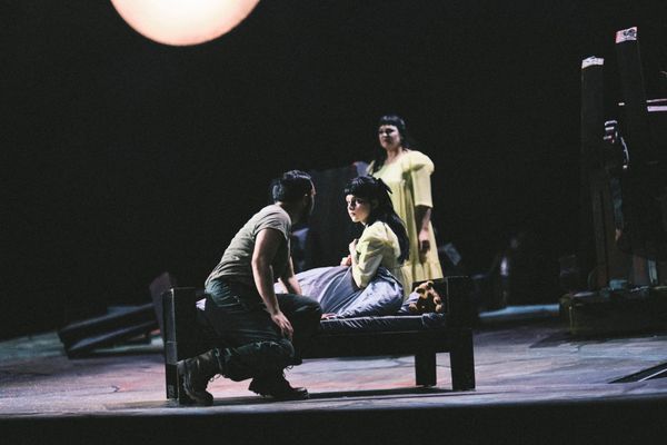 Regensburg, Theater Regensburg, MADAMA BUTTERFLY - Interview mit Regisseurin Juana Inés Cano Restrepo und Bühnen- und Kostümbildnerin Anna Schöttl