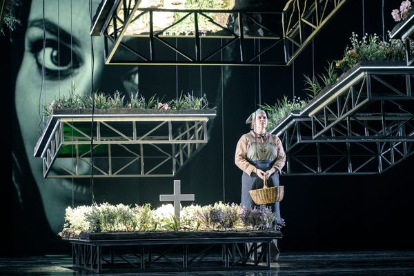 Prag, Staatsoper, Dialogues des Carmélites - F. Poulenc, IOCO
