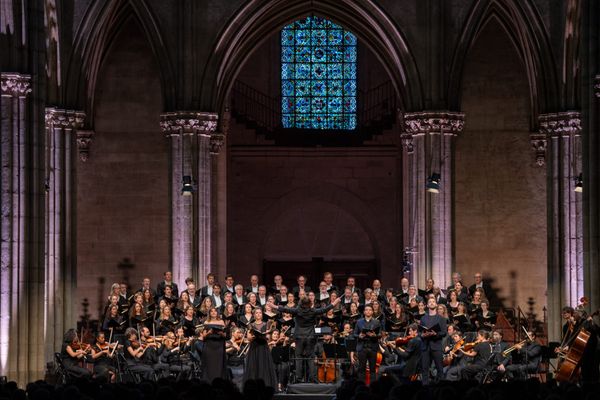 Paris, Basilique - Grand Scéne, Große Messe - W. A. Mozart, IOCO
