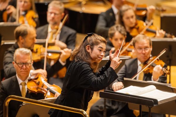 Dresden, Semperoper, Staatskapelle - 12. Symphoniekonzert, IOCO