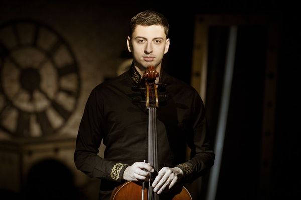 Essen, Philharmonie Essen, 2. Sinfoniekonzert mit Narek Hakhnazaryan, 26.09.2019