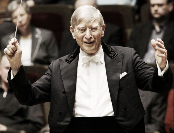 Essen, Philharmonie Essen, Herbert Blomstedt dirigiert das Gustav Mahler Jugendorchester, 31.08.2019