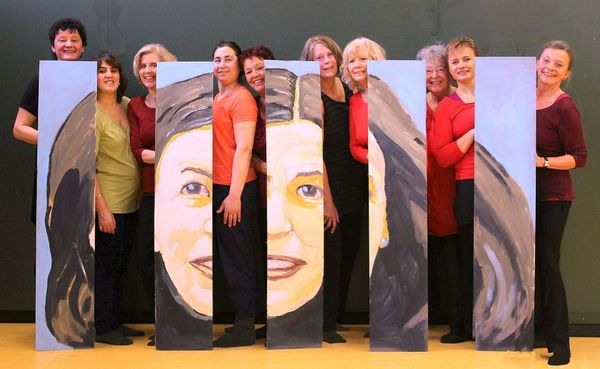 Lengerich, Tanztheater mosaik, Uraufführung Kon-Takt, IOCO Aktuell, 23.03.2018