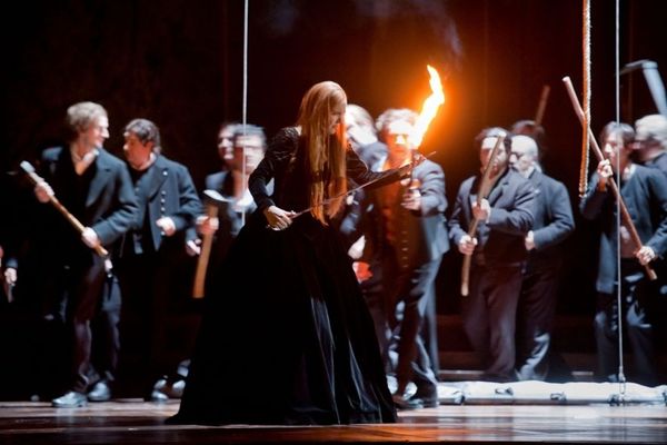 Essen, Aalto Theater Essen, La Straniera - Vincenzo Bellini, IOCO Kritik, 02.03.2014