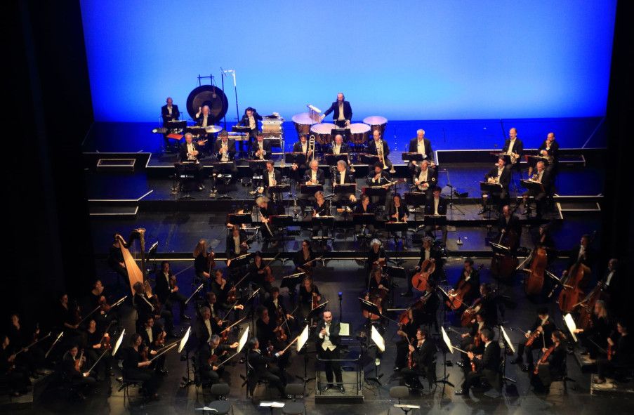 Staatsoper Hamburg / Manon Lescaut hier das Philharmonische Staatsorchester © Patrik Klein