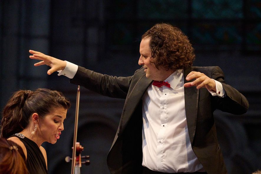 Festival de Saint-Denis / Jodie Devos und Alexandre Bloch © Christophe Fillieule Festival de Saint-Denis / Jodie Devos und Alexandre Bloch © Christophe Fillieule