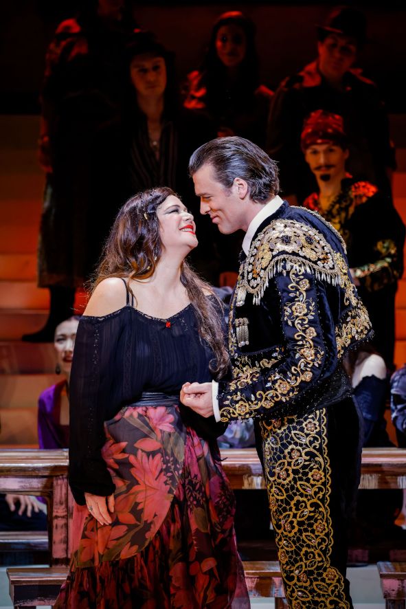 Bühne Baden / CARMEN hier Natalia Ushakova, Thomas Weinhappel © Christian Husar