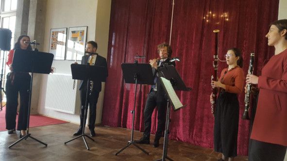 Villa Stockhausen / SINOPILI-AKADEMIE - hier die Akademisten © Marianne Thielemann