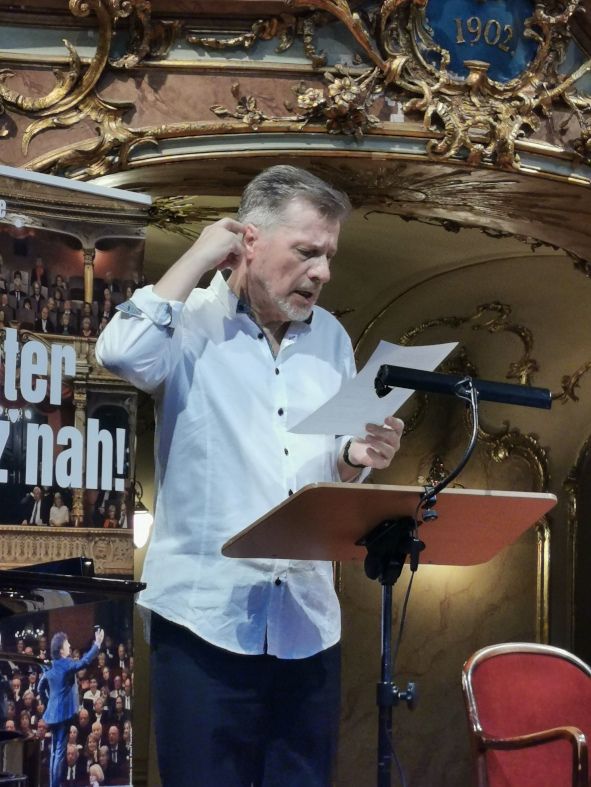 Theater ganz nah - hier mit&nbsp; Wolfgang Vater © Ingrid Freiberg