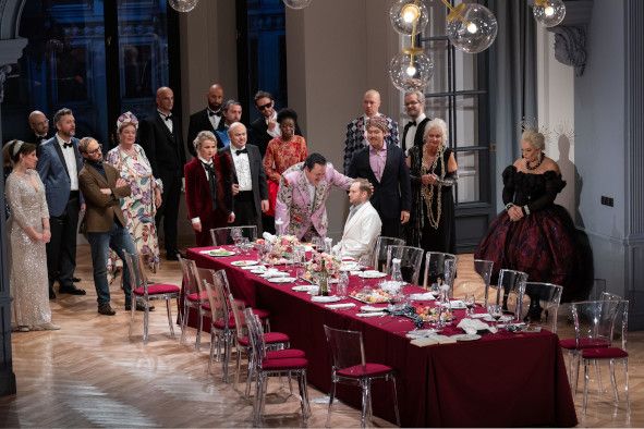 Hamburgische Staatsoper / Salome hier Ensemble Foto Monika Rittershaus