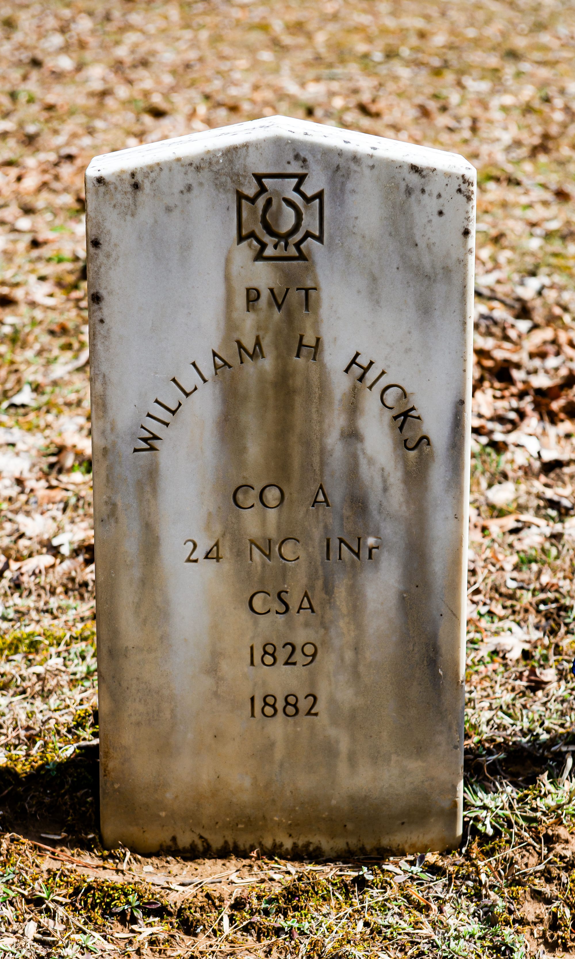 A headstone with the inscription, "Pvt William H Hicks CO A 24 NC INF CSA 1829 1882"