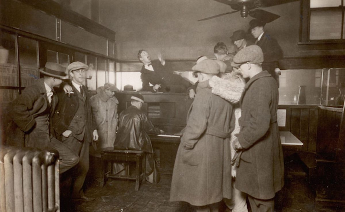 Hoagy Carmichael sits at the piano surrounded by friends in the Book Nook on Indiana Avenue, sometime in the 1920s. | Photo c