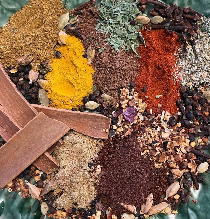 Spice up thpicack with youwn custom blend. | Photo by Ruthiohen