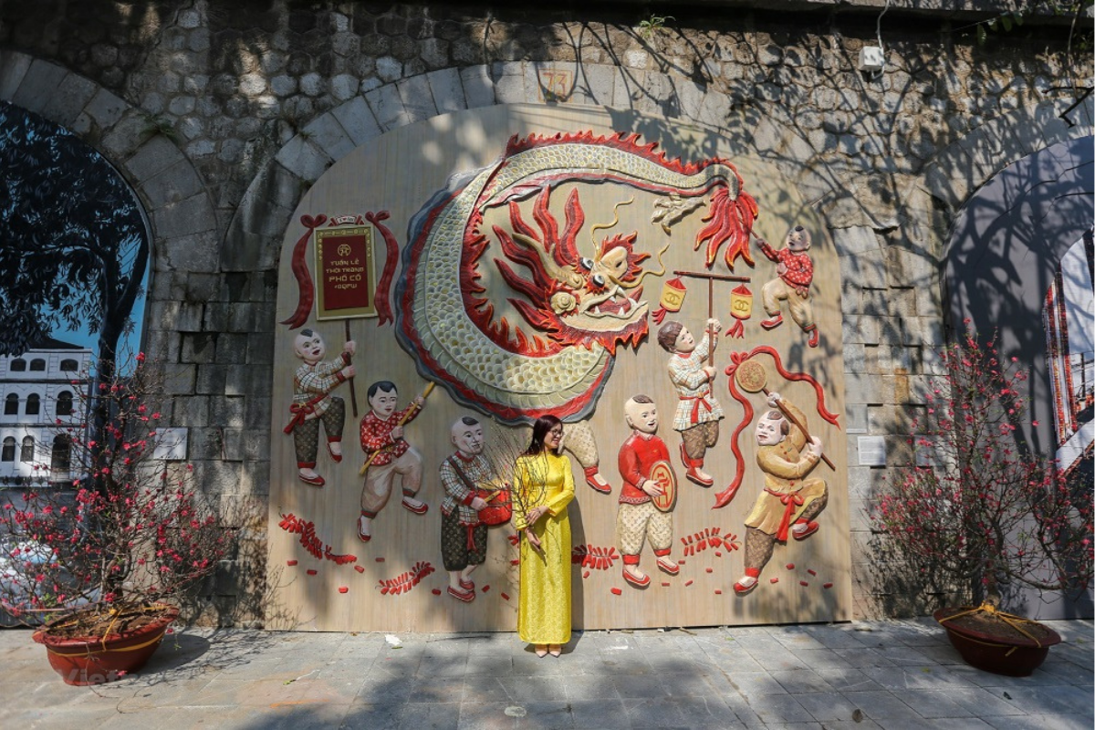 Phố Bích Họa Phùng Hưng.png