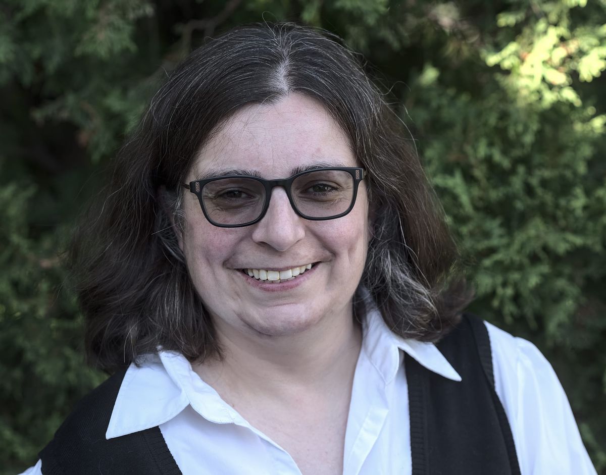 Featured Author: Cendrine Marrouat