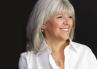 Featured Author: Debbie Slevin