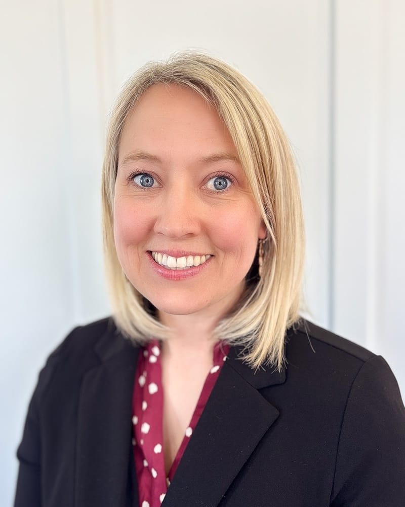 Caity Soelberg, Publisher