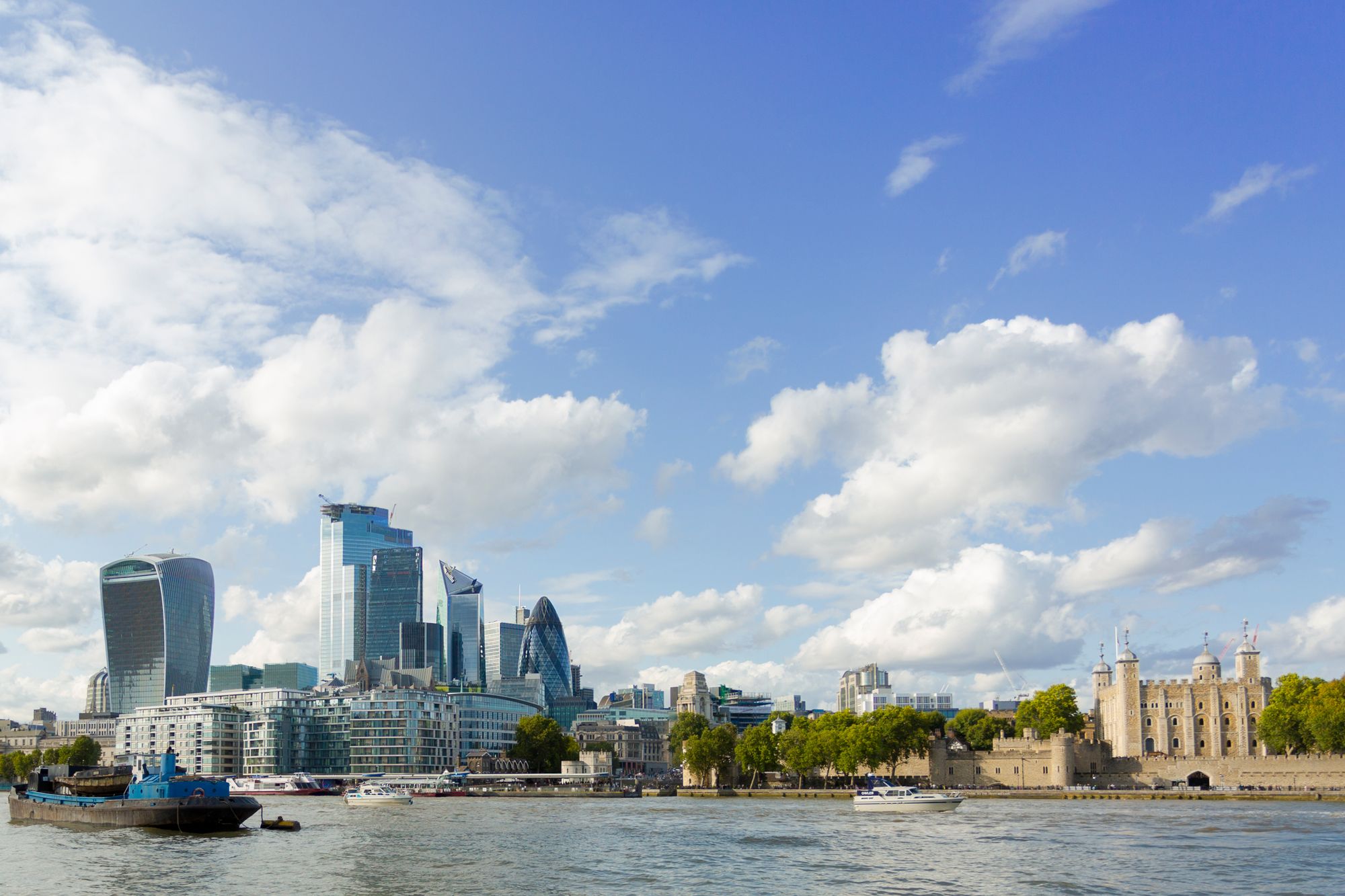(Left) The City of London (Right) The Tower of London © Rajesh Taylor