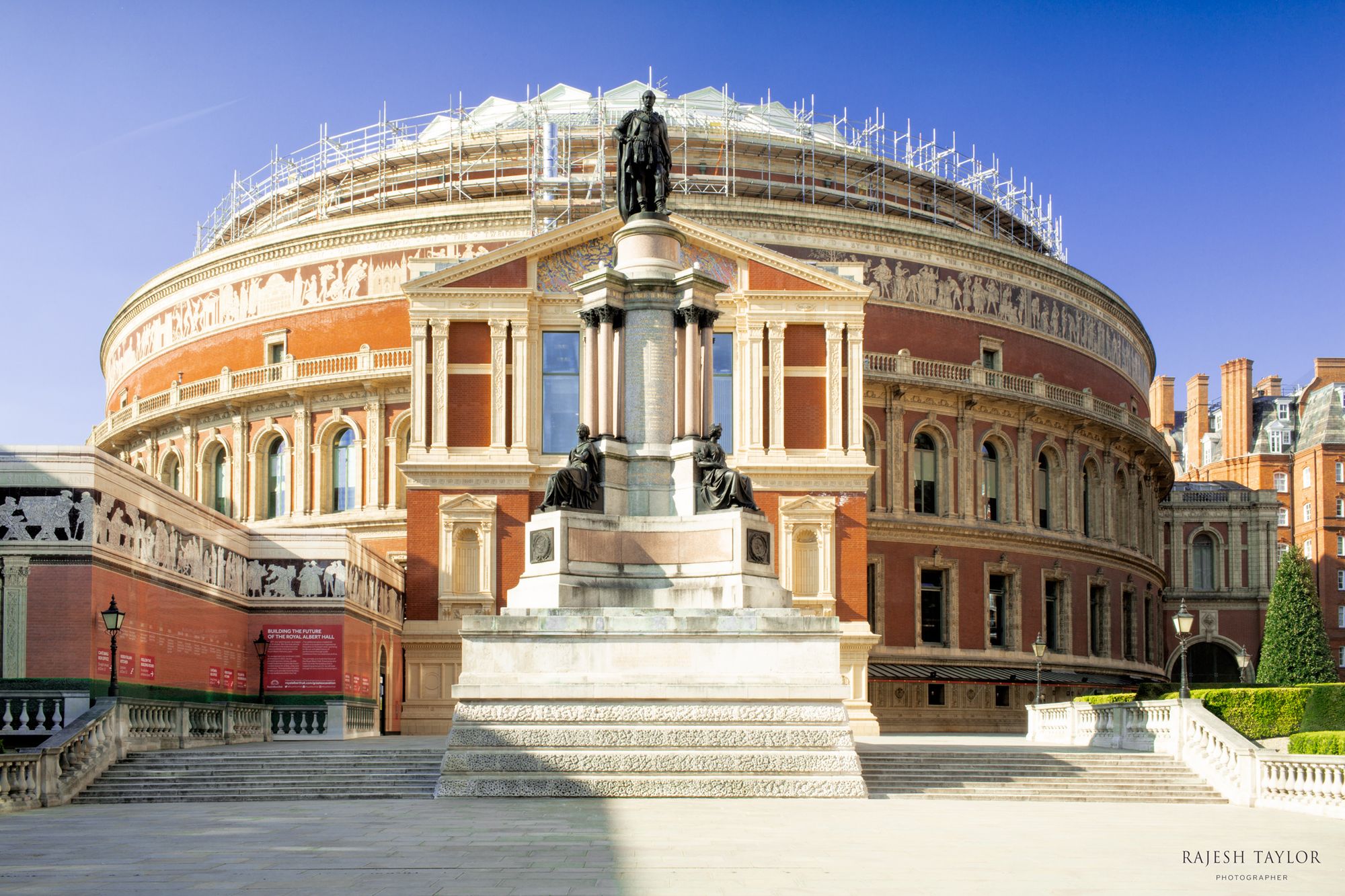 Royal Albert Hall © Rajesh Taylor