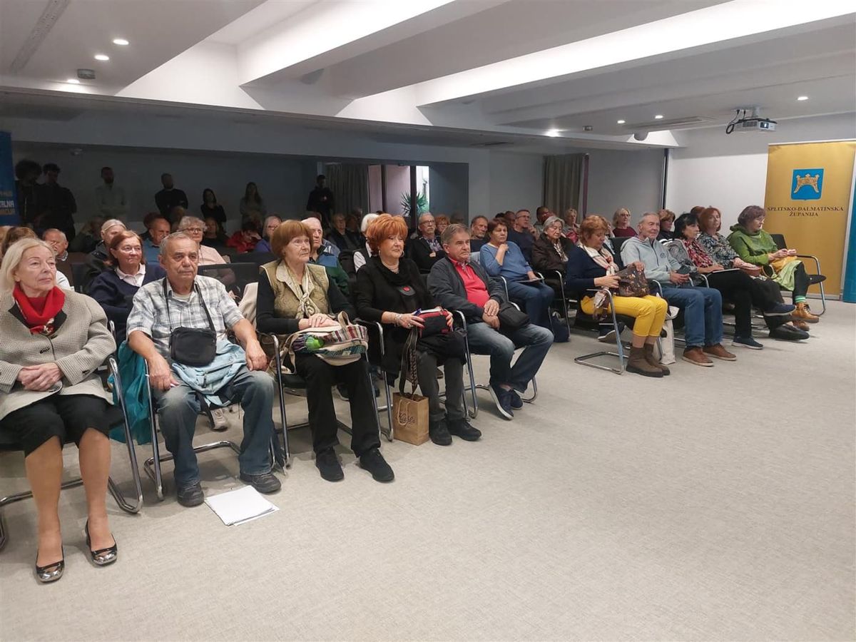 ŽUPANIJSKI TJEDNIK Županija nastavlja s projektom digitalne edukacije umirovljenika