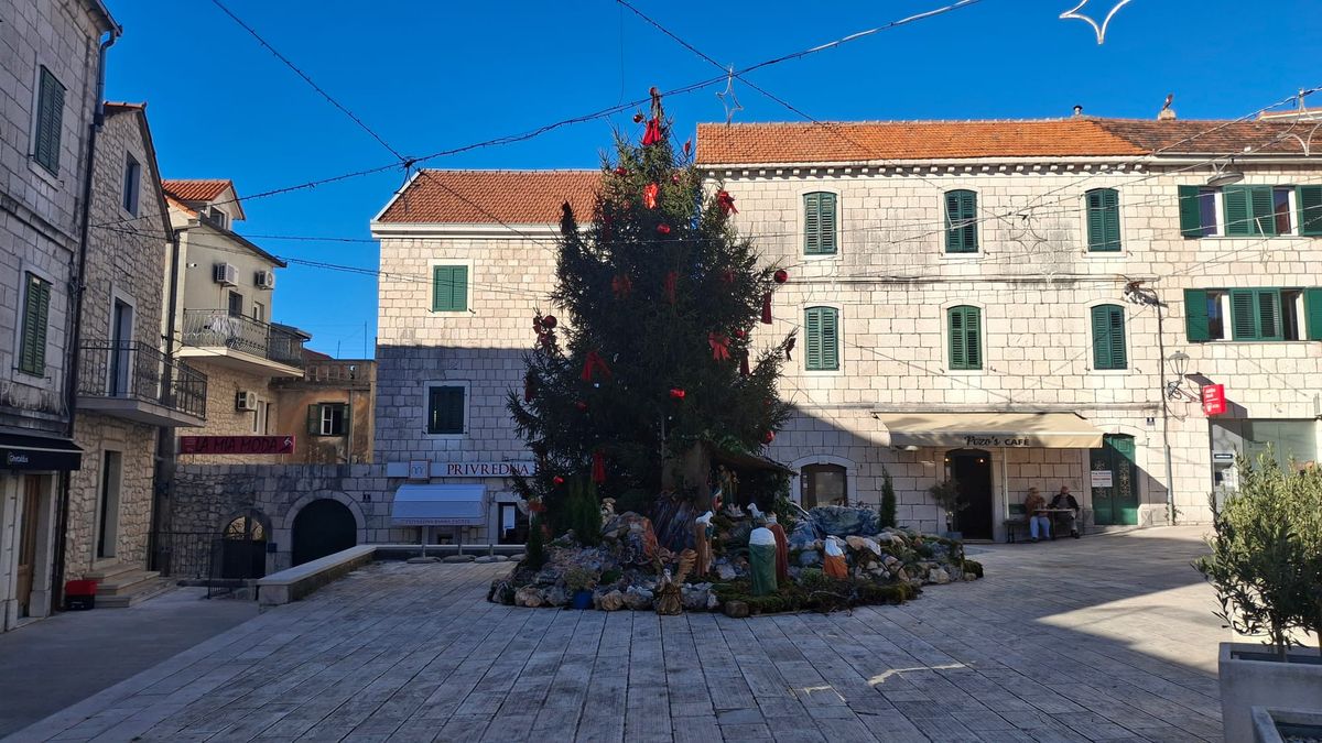 Grad Imotski započeo isplatu božićnica umirovljenicima