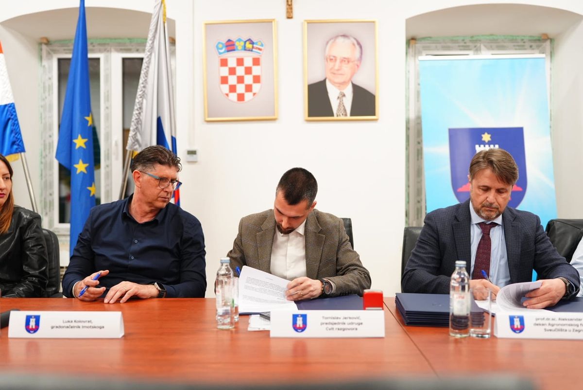 FOTO/AUDIO Imotski vinari i Agronomski fakultet udružili snage: potpisan ugovor o klonskoj sadnji vinove loze