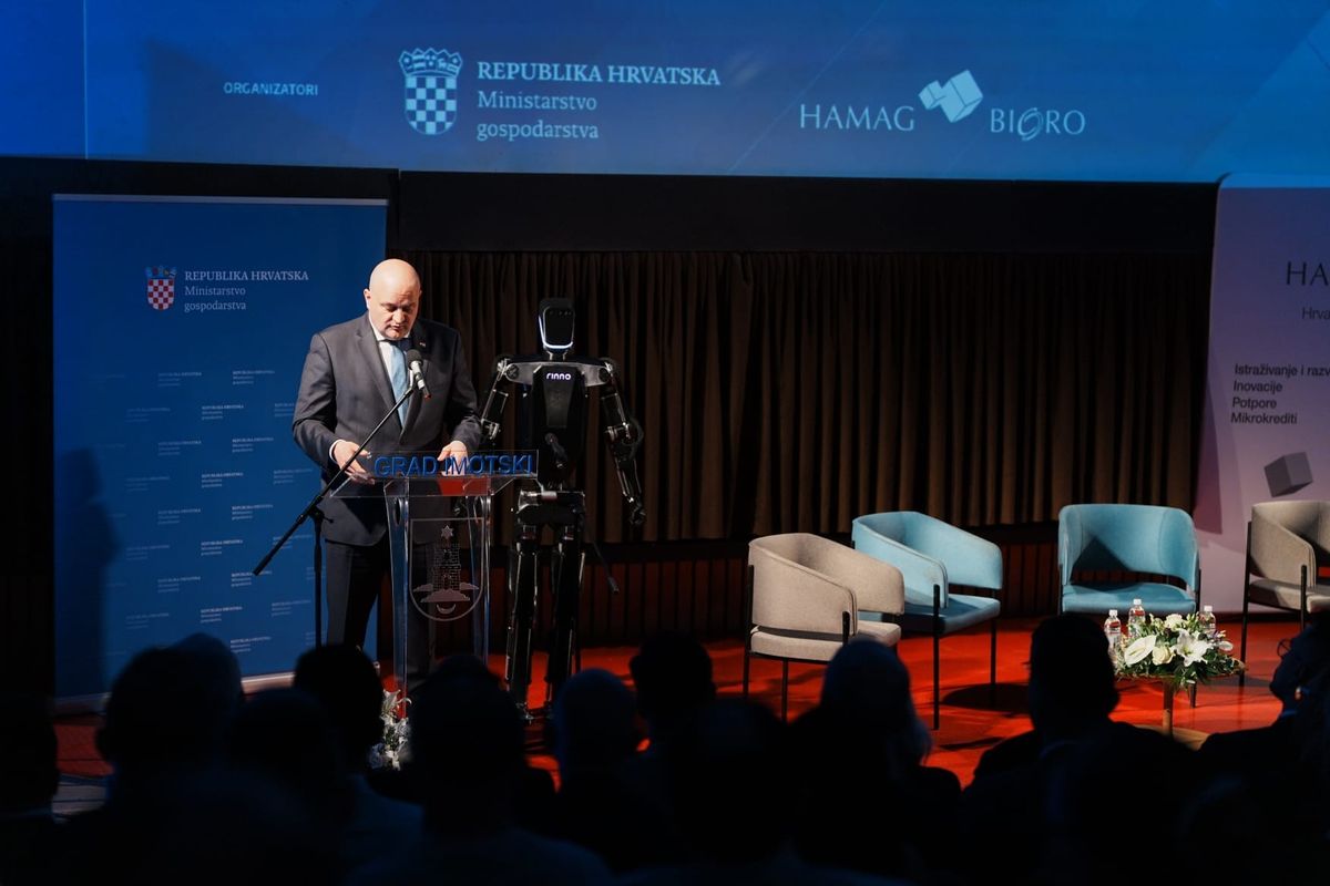 FOTO/VIDEO/AUDIO Ministar Šušnjar na konferenciji o poduzetništvu u Imotskom: "Ovo nisu krajevi u kojima ljudi lako odustaju"