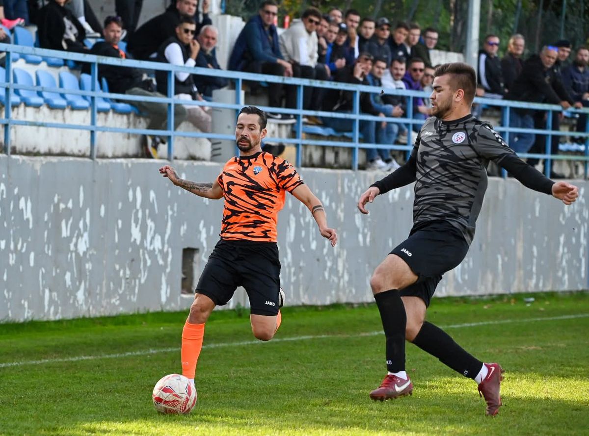 Kamen poražen u Šibeniku, Mračaj primio šest, Vinjani čak jedanaest komada
