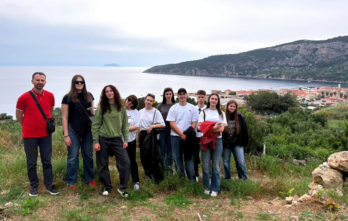 Imotski gimnazijalci istraživali kvalitetu vode: Rezultate projekta KRAS predstavit će građanima u petak