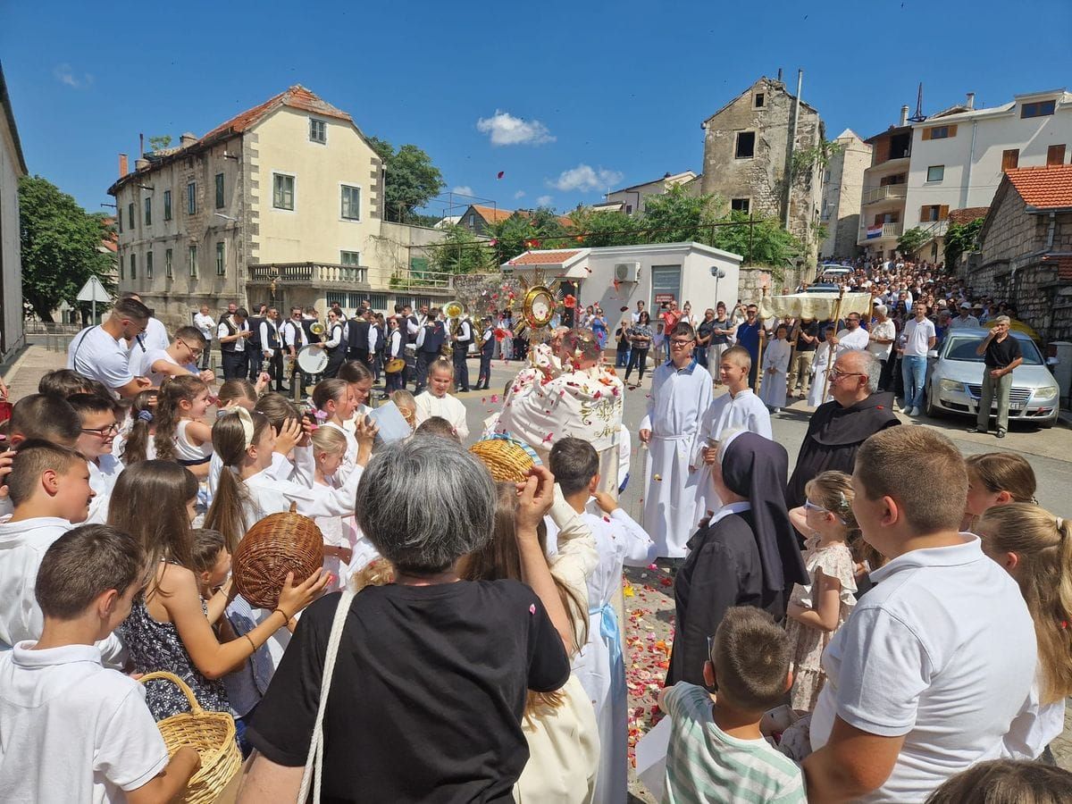 Svetkovina Tijelova u Imotskom: Evo kada su mise i tradicionalna procesija