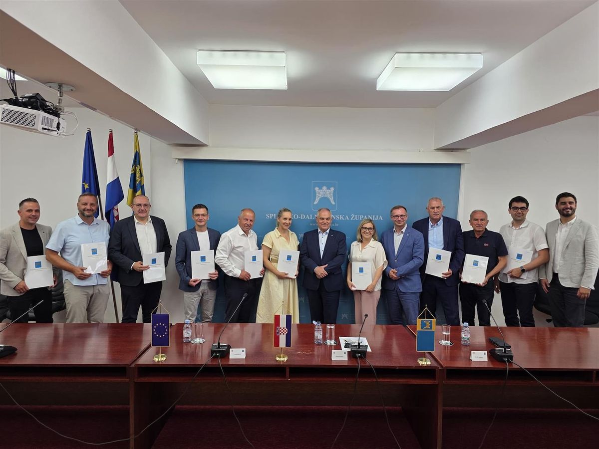 Imotske općine među dobitnicima županijskih ugovora: kreću ulaganja u igrališta i sportsku infrastrukturu