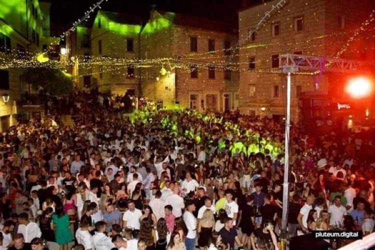 Glazbeni spektakl za Imotsku noć: Evo tko će zabavljati građane za Dan grada i Gospu od Anđela